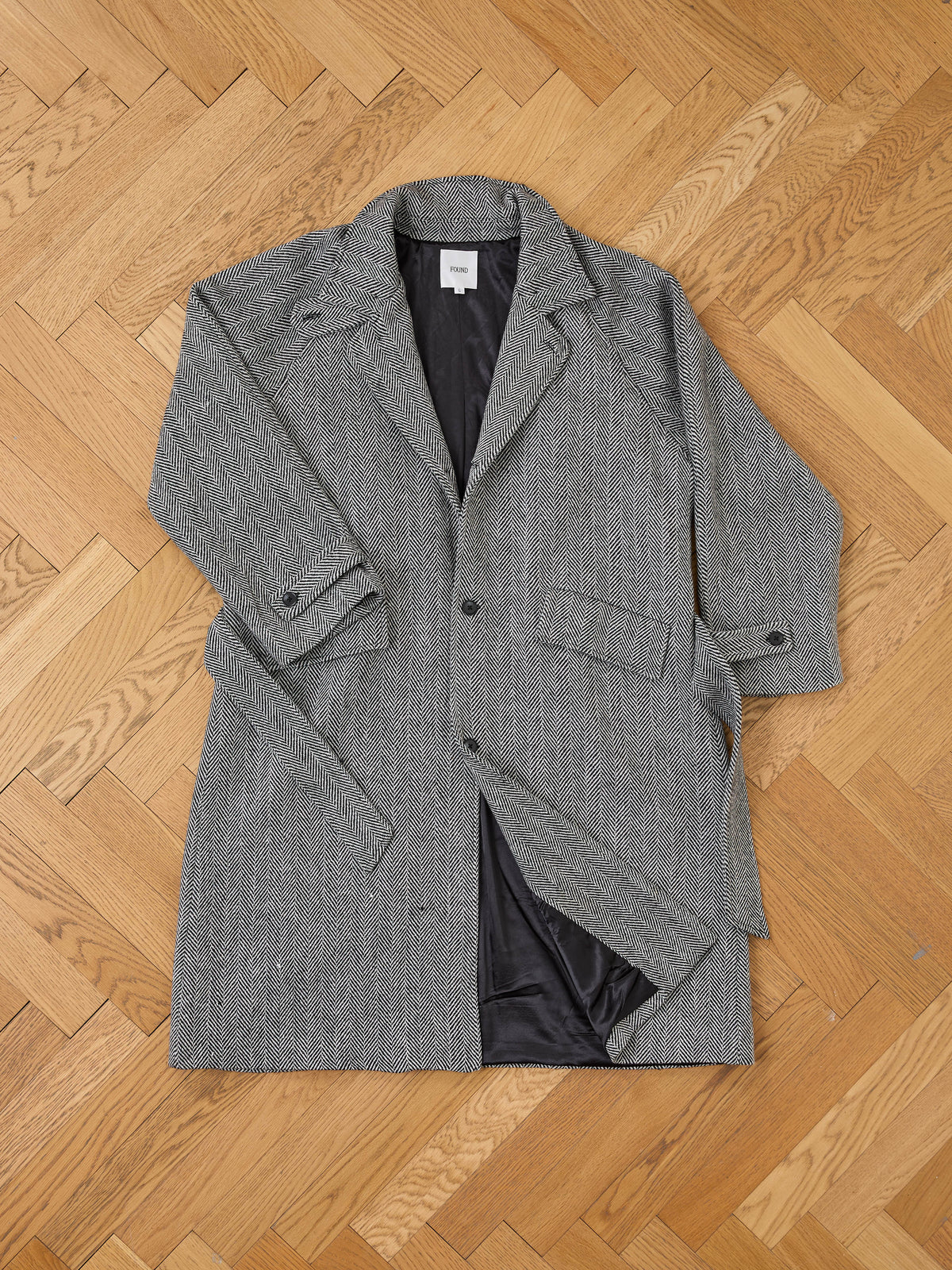 Balmacaan Wool Coat
