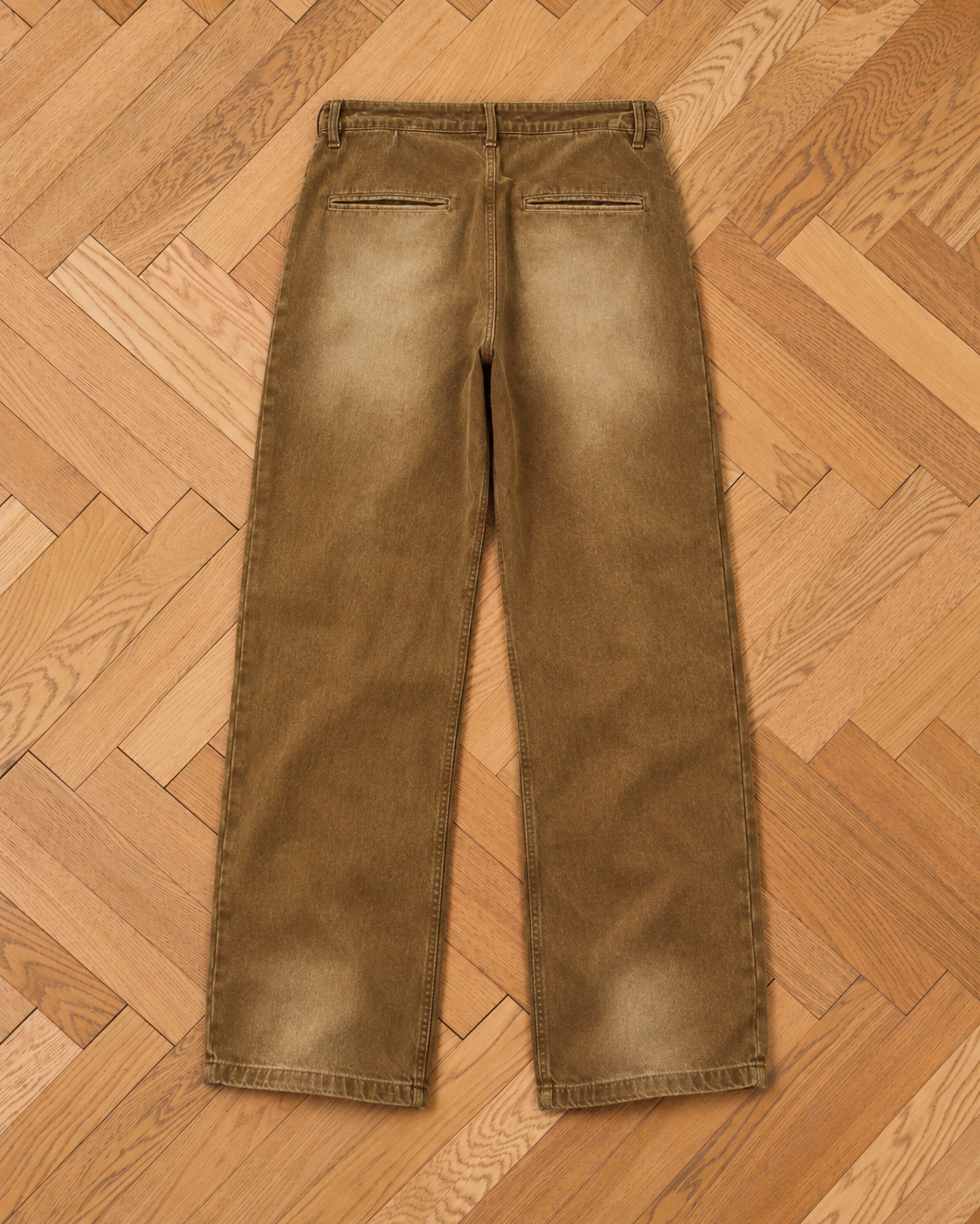 Pleated Jeans