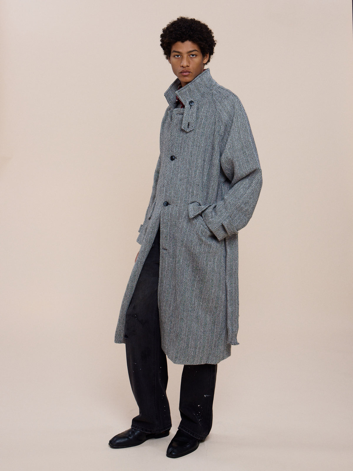 Balmacaan Wool Coat