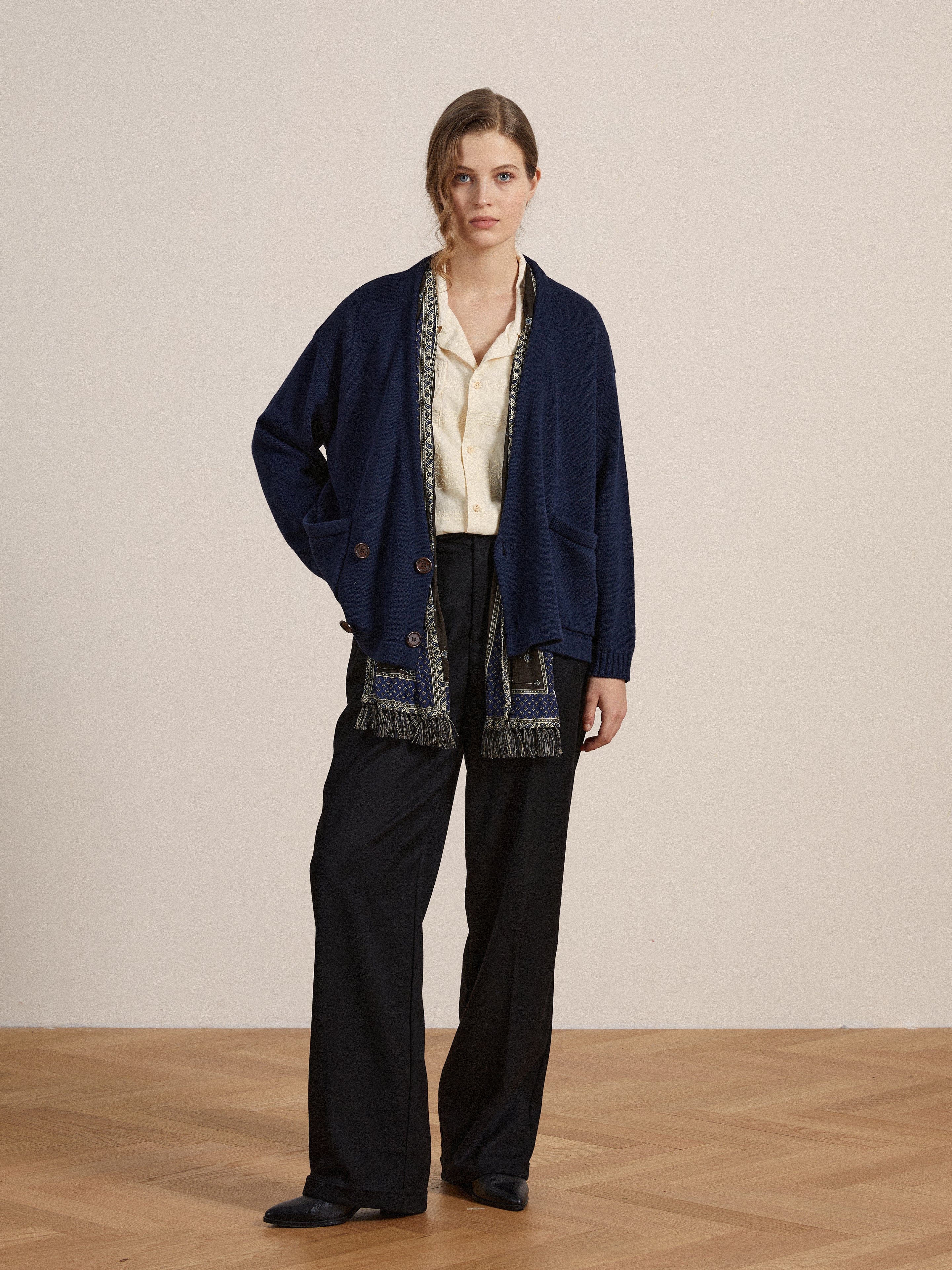 Double-breasted Knit cardigan ネイビー Larsi Double Breasted Knit Cardigan