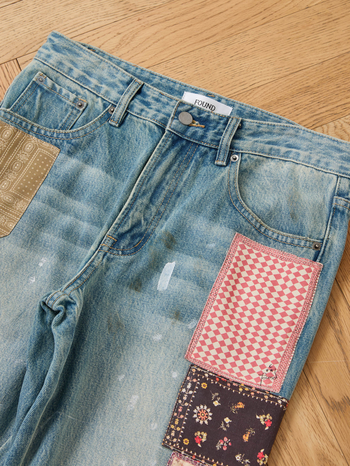 Tapestry Chalk Jeans