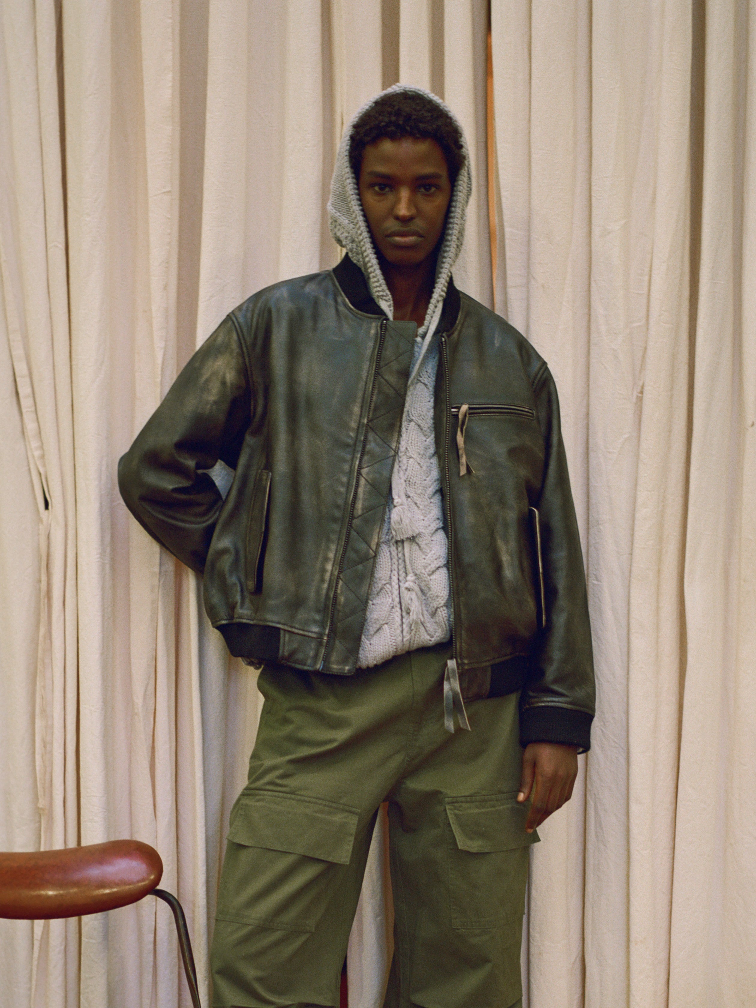 ジャケット・アウター FOUND LEATHER BOMBER JACKET Distressed Leather Bomber Jacket