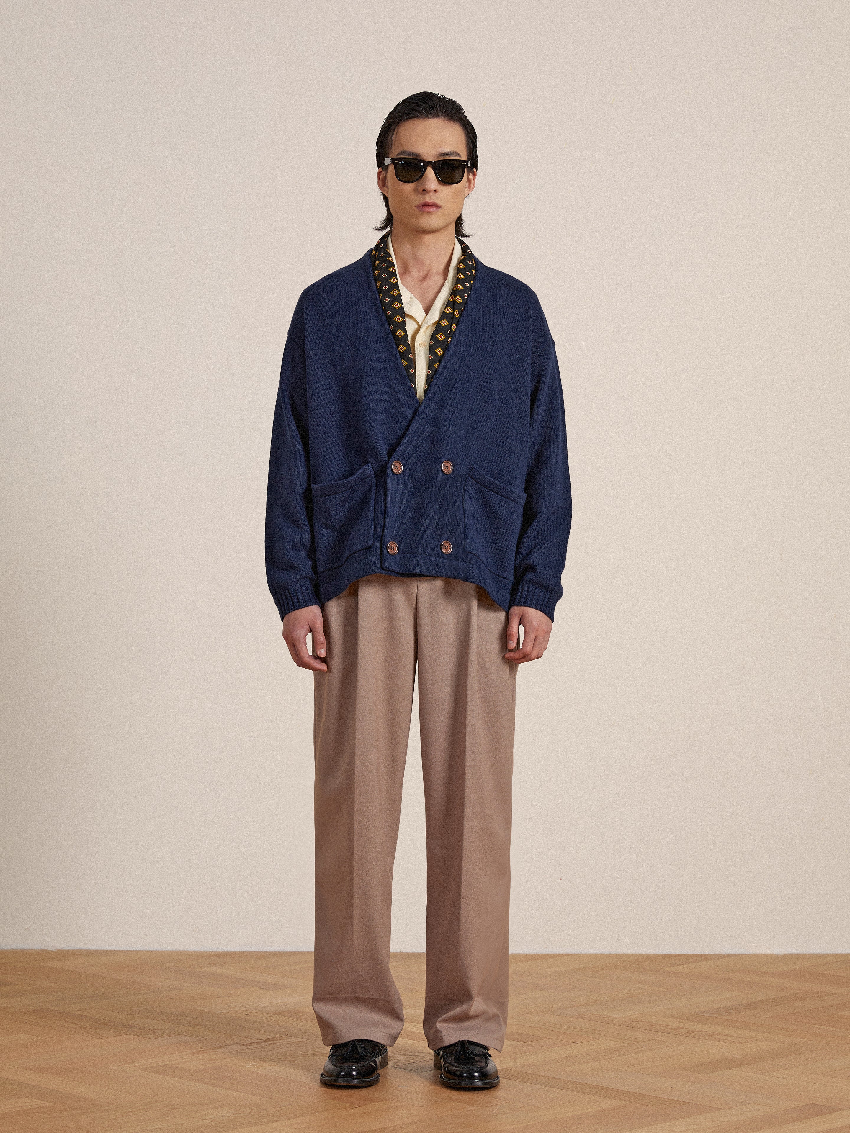 Double-breasted Knit cardigan ネイビー Larsi Double Breasted Knit Cardigan