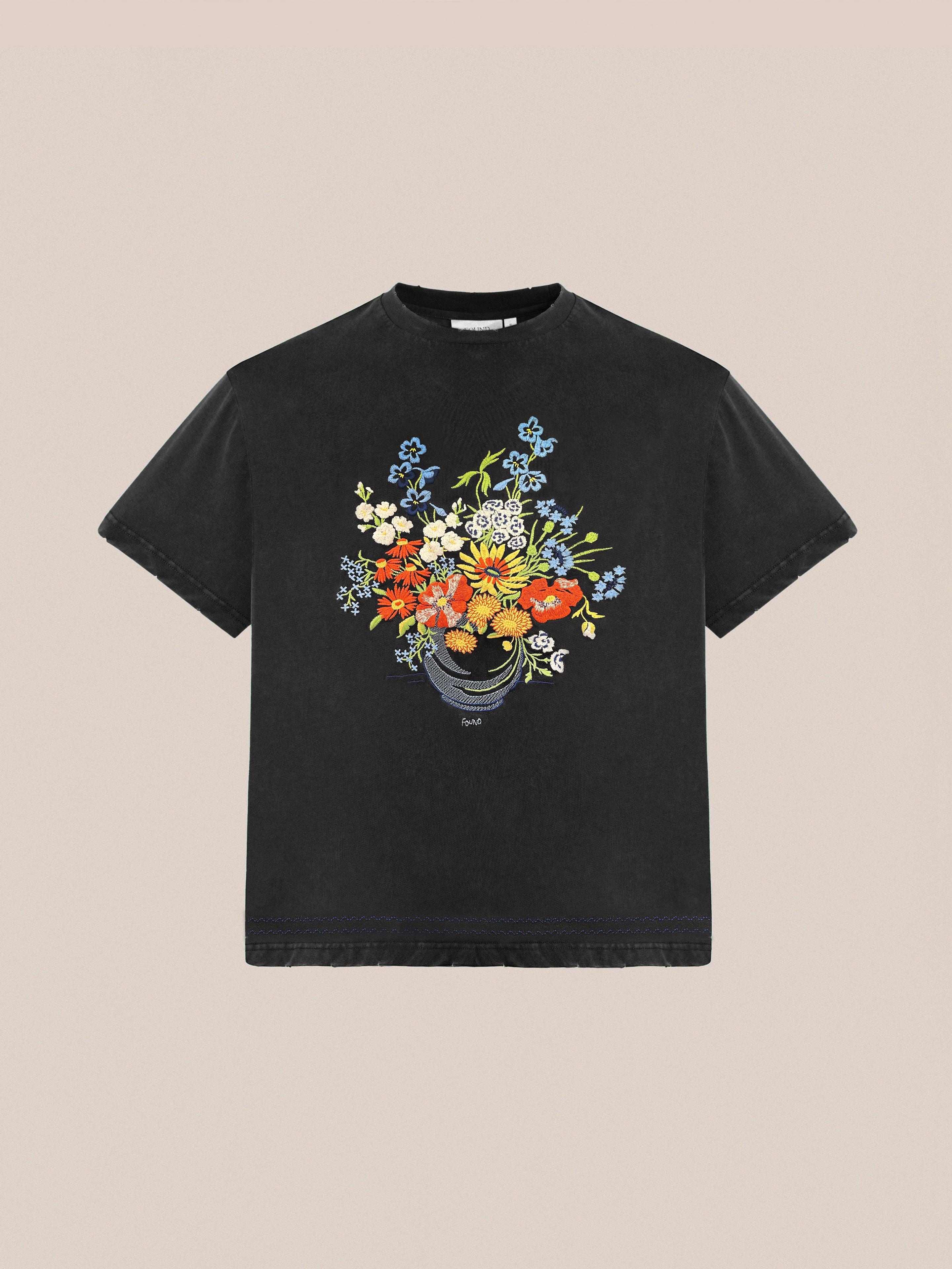 Bouquet White Flowers Tee
