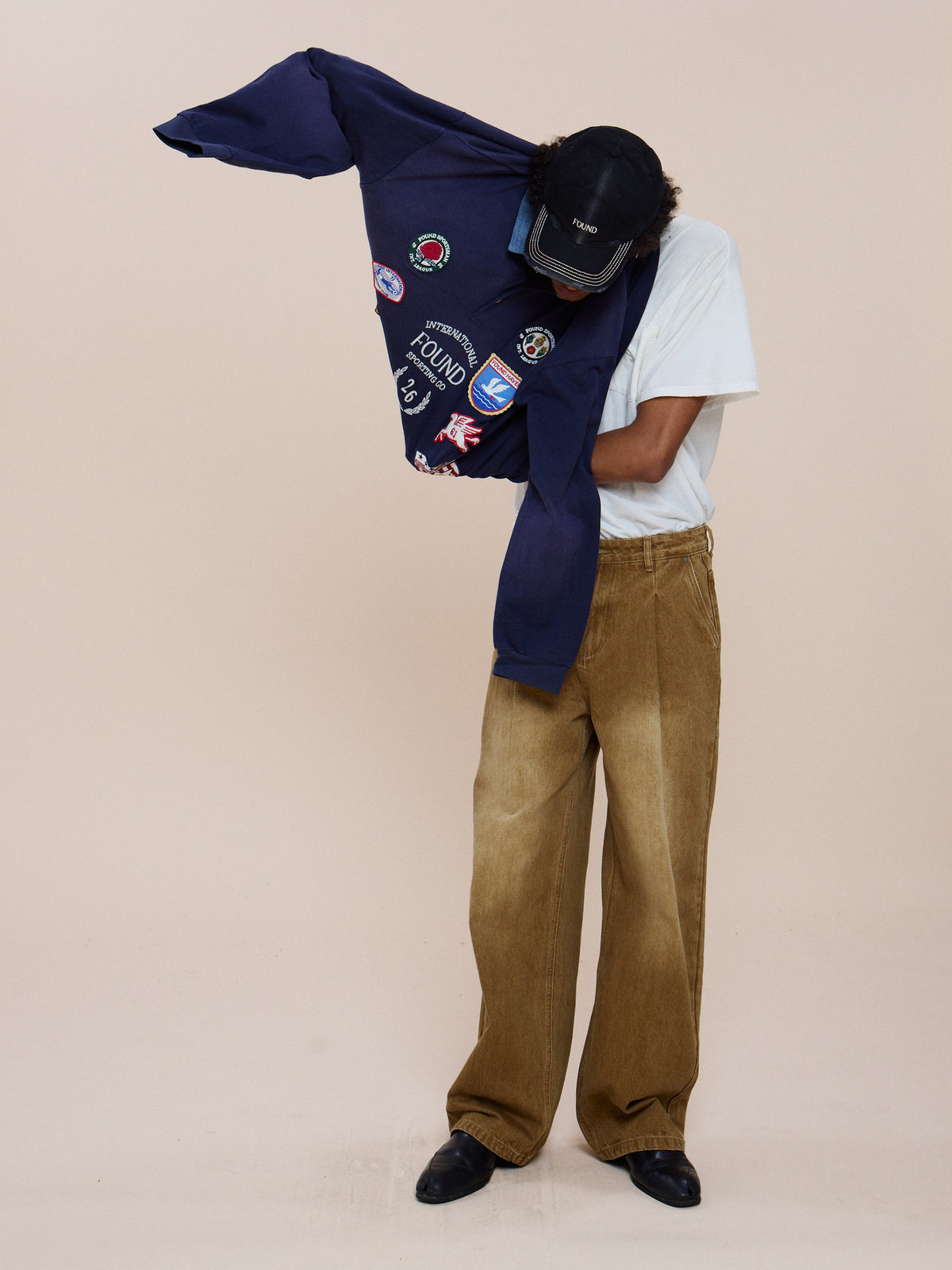 Pleated Jeans